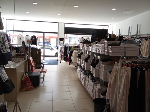 Ladeneinrichtung textil